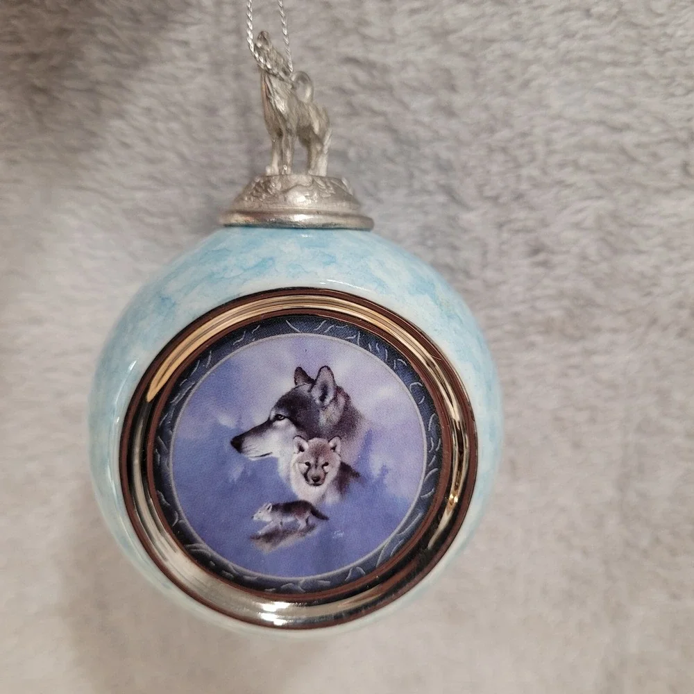 Bradford Exchange Spirit of The Wilderness Wolf Ornaments Set of 2 VTG 1997